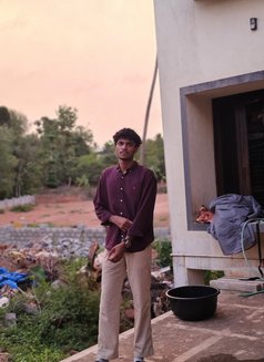 Yousuf - Male escort in Mangalore Photo 2 of 2