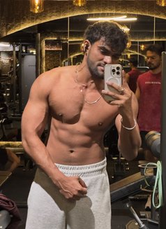 Yoye - Male escort in Bangalore Photo 1 of 7