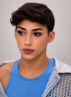 Yoyo - Acompañantes masculino in Riyadh Photo 5 of 5