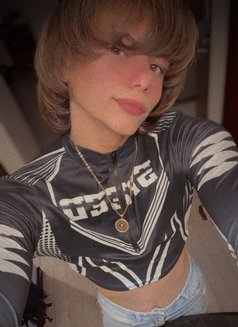 Yoyo - Male escort in Khobar Photo 14 of 14