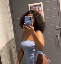 Yoyo Top - escort in Guangzhou