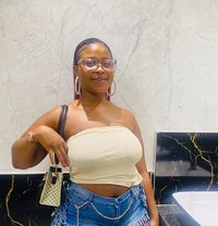 Yoyo Top - escort in Guangzhou