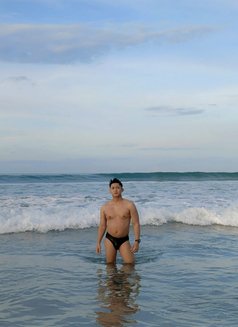 Yoyoways - Male escort in Bali Photo 5 of 7