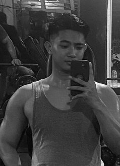 Yoyoways - Male escort in Bali Photo 11 of 12