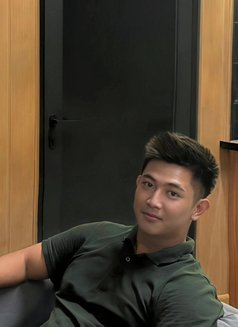 Yoyoways - Male escort in Bali Photo 11 of 13