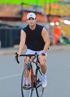 Yoyoways - Male escort in Bali Photo 14 of 14