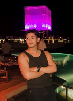 Yoyoways - Male escort in Bali Photo 5 of 12