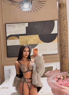 Yrsa - escort in Riyadh Photo 9 of 12
