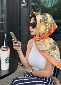 Ysabella Luna - Transsexual escort in Manila Photo 5 of 6