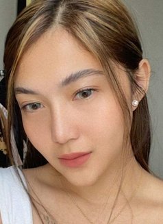 Ysabelle - escort in Makati City Photo 8 of 11