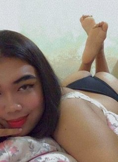 Isabelle - Transsexual escort in Makati City Photo 2 of 14