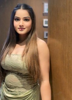 Ysavi Available 24/7 - escort in Kolkata Photo 5 of 6