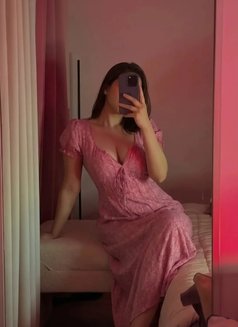 Ysavi Available 24/7 - escort in Mysore Photo 1 of 3