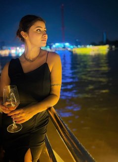 Ysavi Available 24/7 - puta in Phuket Photo 1 of 6