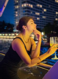 Ysavi Available 24/7 - puta in Phuket Photo 2 of 6