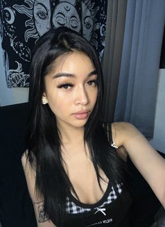 Ysha - escort in Taipei Photo 1 of 20