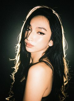 Yskaela - Transsexual escort in Makati City Photo 2 of 2