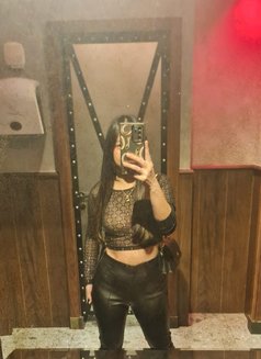 Sexytela - escort in Singapore Photo 1 of 11