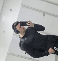 Maxwell Stone - Male escort in Dubai
