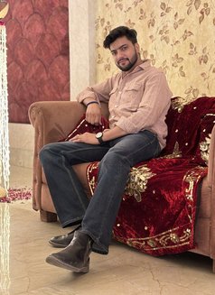 Yug Chauhan - Male escort in Amritsar Photo 2 of 3