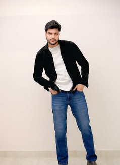 Yug Chauhan - Male escort in Amritsar Photo 3 of 3