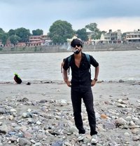 Yugank Arya - Acompañantes masculino in Gurgaon