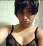 Yugna - Transsexual escort in Mumbai Photo 1 of 9