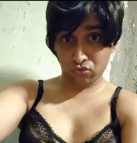 Yugna - Acompañantes transexual in Mumbai