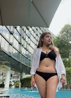 Yuka - escort in Singapore Photo 7 of 10