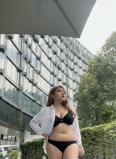 Yuka - escort in Singapore Photo 9 of 10