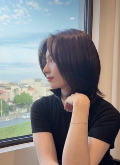 Yukari - puta in Muscat Photo 1 of 1