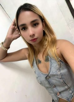 Yuki - puta in Makati City Photo 6 of 10