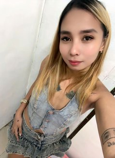 Yuki - puta in Makati City Photo 9 of 10
