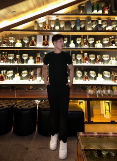 Yuki - Male escort in Manila Photo 5 of 15