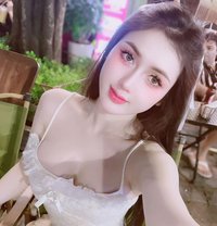 Yuna Baby Lovely Sexy - puta in Bangkok Photo 18 of 20