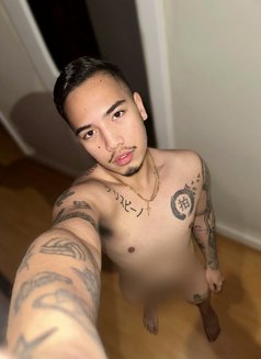 Yuki Satto Japanese Filo Arrived! - Male escort in Brisbane Photo 21 of 25