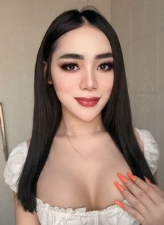 Yuki sexy massage - Transsexual escort in Ajmān Photo 9 of 9