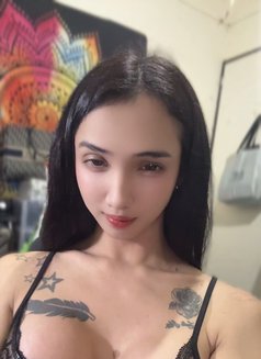 YukiFullyfunctional (Meeting/Camshow) - Transsexual escort in Manila Photo 4 of 13