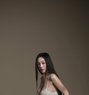 Yukii - puta in Hong Kong Photo 1 of 3