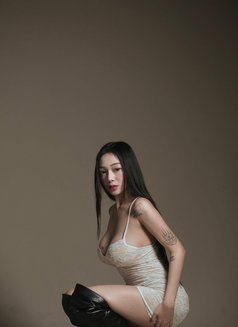 Yukii - puta in Hong Kong Photo 1 of 3