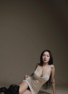 Yukii - puta in Hong Kong Photo 2 of 3