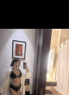 Yukina - escort in Makati City Photo 18 of 19