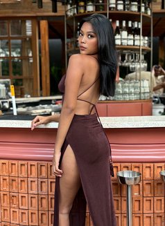 Yula - escort in Riyadh Photo 5 of 12