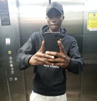 Yule Boy Mmoja - Male escort in Nairobi