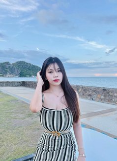 Yulia - escort in Bali Photo 1 of 5