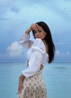 Yulia - puta in Phuket Photo 5 of 14