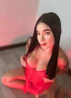 Yulia - escort in Doha Photo 7 of 7