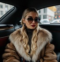 Yulia - escort in İstanbul Photo 1 of 6