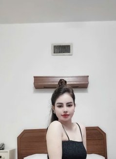 Yulia - escort in Bandar Seri Begawan Photo 1 of 4