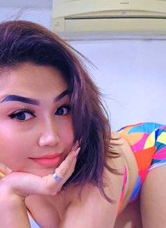 Yuliz - escort in Muscat Photo 4 of 5